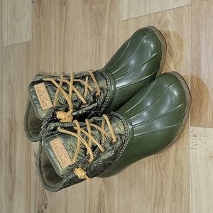 Sperry Quilted Duck Boots